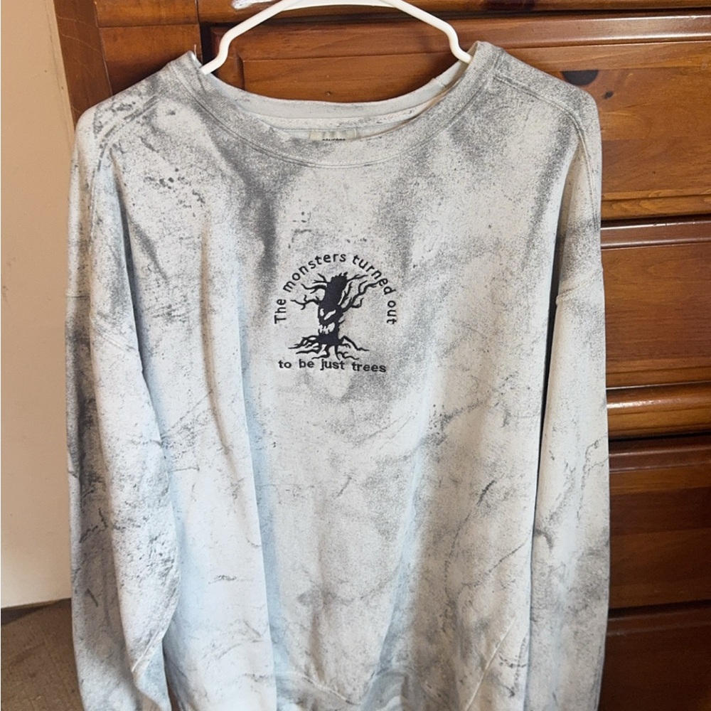 Light Gray Tie-Dye Graphic Crewneck Sweater - Taylor Swift